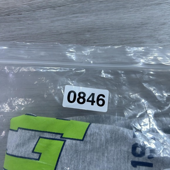NEW Seattle Seahawks Shirt Mens XL Gray NFL Football Graphic Tee Crewneck - Picture 8 of 8